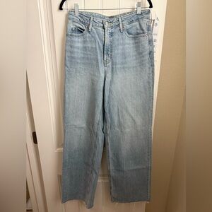 Old Navy Light Wash Extra High-Waisted Wide-Leg Jeans
